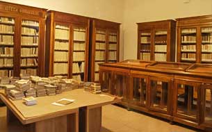 Biblioteca Melchiorre Dèlfico abruzzo